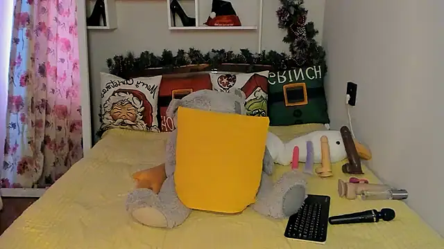 Snapshot of Stripchatlady chatting on January 17, 2026, 5:11 am Stripchatlady online show from January 17, 2026, 5:11 am