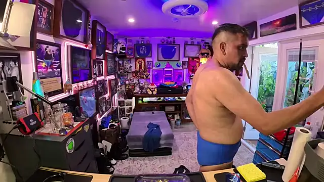 Briefs bud online show from June 2, 2026, 2:22 am