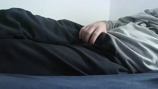 ScalicHat69 online show from February 4, 2026, 3:40 pm