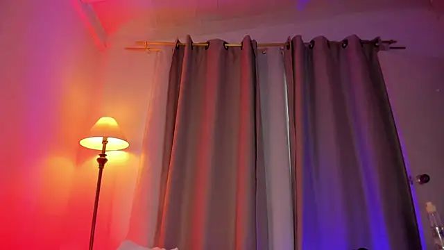 hot booty  online show from October 30, 2025, 10:28 pm