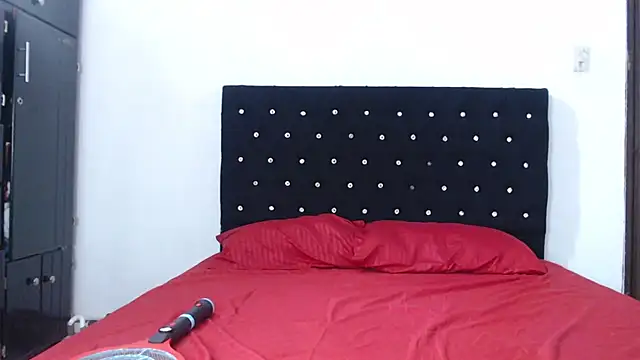 isabella dirty69 online show from July 8, 2026, 2:24 am
