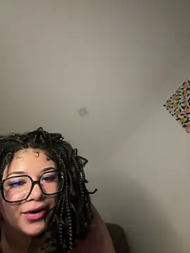 IamSashaLuv online show from February 28, 2025, 1:58 am