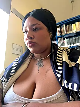 IamSashaLuv online show from September 30, 2025, 9:15 am