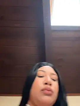 IamSashaLuv online show from February 19, 2026, 4:04 pm