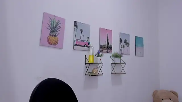 Emma lean online show from February 12, 2026, 5:23 pm