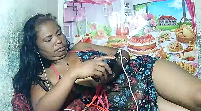 Snapshot of Hyncam chatting on March 11, 2025, 12:11 am Hyncam online show from March 11, 2025, 12:11 am