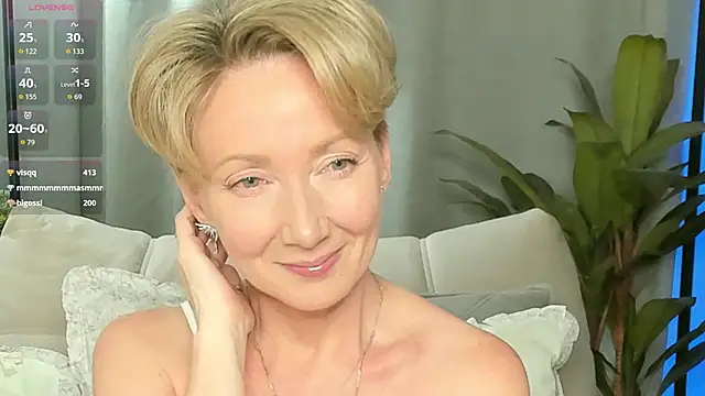 AkexandraFix online show from May 11, 2026, 6:05 pm