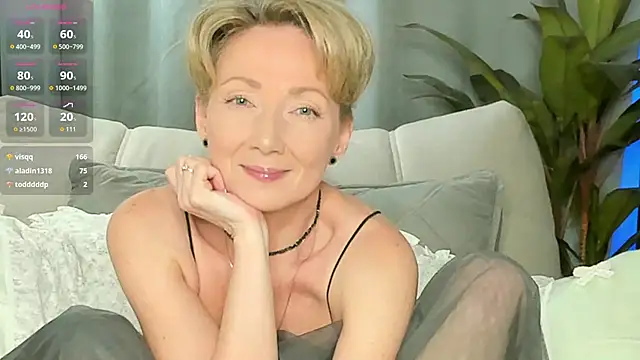 AkexandraFix online show from May 12, 2026, 2:01 pm
