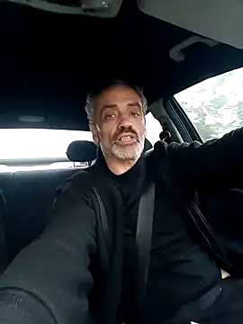 Snapshot of Gumatos chatting on April 15, 2026, 1:22 am Gumatos online show from April 15, 2026, 1:22 am