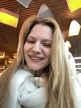 Snapshot of MaryHiggins chatting on February 3, 2026, 1:38 pm MaryHiggins online show from February 3, 2026, 1:38 pm