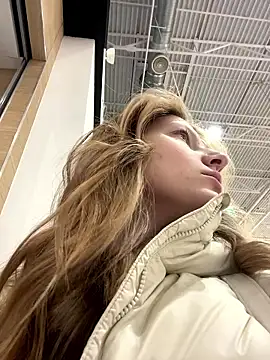 Snapshot of MaryHiggins chatting on January 16, 2026, 1:59 pm MaryHiggins online show from January 16, 2026, 1:59 pm