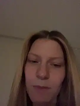 Snapshot of MaryHiggins chatting on February 23, 2026, 7:58 pm MaryHiggins online show from February 23, 2026, 7:58 pm