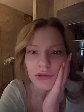 Snapshot of MaryHiggins chatting on March 5, 2026, 1:40 pm MaryHiggins online show from March 5, 2026, 1:40 pm