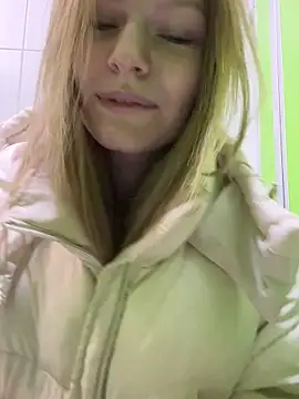 Snapshot of MaryHiggins chatting on February 14, 2026, 5:02 pm MaryHiggins online show from February 14, 2026, 5:02 pm