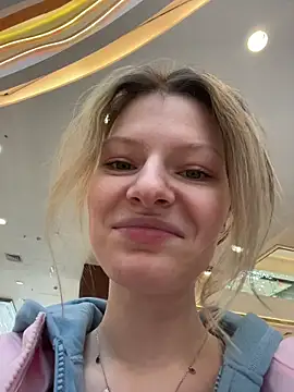 Snapshot of MaryHiggins chatting on March 27, 2026, 10:05 am MaryHiggins online show from March 27, 2026, 10:05 am