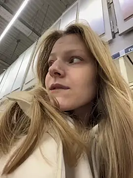 Snapshot of MaryHiggins chatting on February 19, 2026, 1:30 pm MaryHiggins online show from February 19, 2026, 1:30 pm