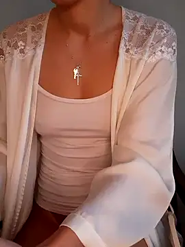 Snapshot of megan2021 chatting on December 12, 2024, 2:22 pm megan2021 online show from December 12, 2024, 2:22 pm