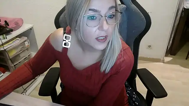 Snapshot of bekka__ chatting on February 6, 2026, 9:55 pm bekka online show from February 6, 2026, 9:55 pm