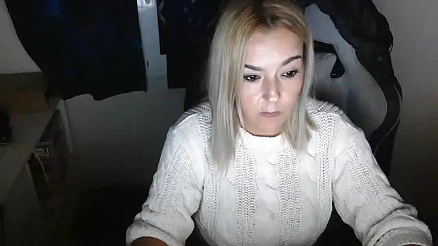 bekka   online show from November 9, 2025, 8:02 pm