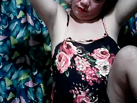 Snapshot of pinaySandra chatting on March 19, 2025, 9:27 pm pinaySandra online show from March 19, 2025, 9:27 pm