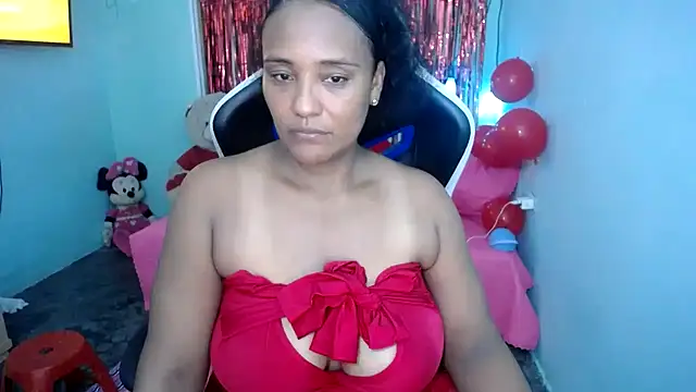 marysol83 online show from February 15, 2026, 12:44 am