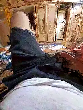 vansh1802 online show from September 16, 2025, 3:35 pm