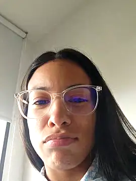 Angelinalombardi  online show from March 12, 2025, 8:31 pm