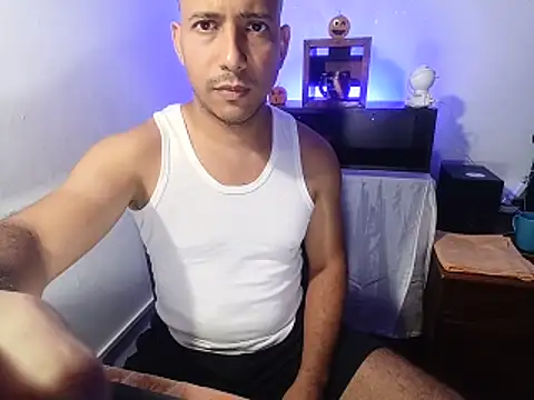 thommerxxx online show from June 5, 2026, 8:25 pm