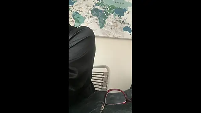 HoneyDripHer online show from November 21, 2025, 6:51 pm