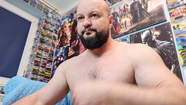 Snapshot of Muscle_Bear chatting on March 7, 2026, 5:14 am Muscle Bear online show from March 7, 2026, 5:14 am