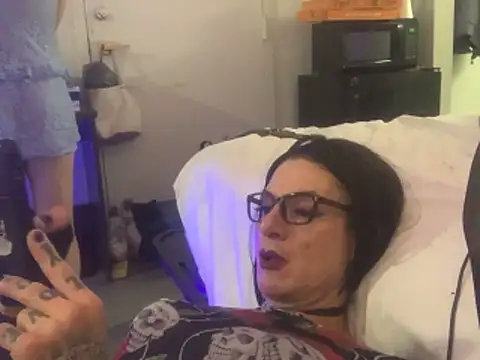 DreamGurlDaisyxh online show from February 16, 2026, 8:57 am