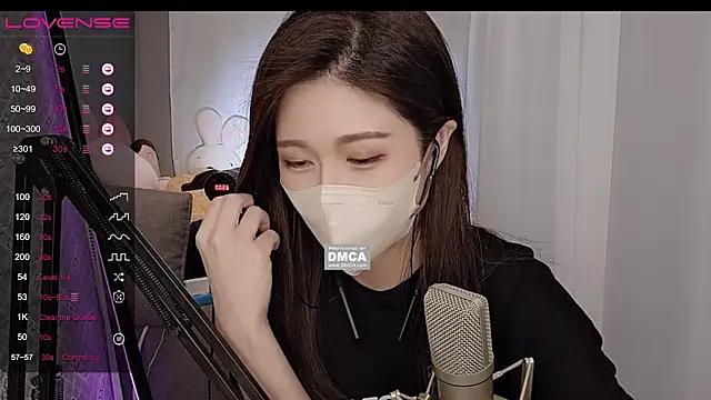 tw lala online show from March 14, 2025, 3:58 pm