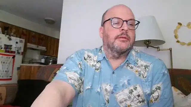 Snapshot of Ursulet_US chatting on May 7, 2026, 7:50 pm Ursulet US online show from May 7, 2026, 7:50 pm