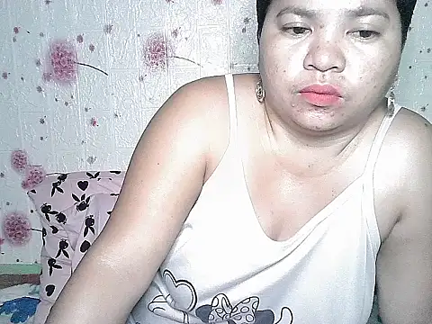 hotpussyxxx33x online show from October 14, 2025, 10:53 pm