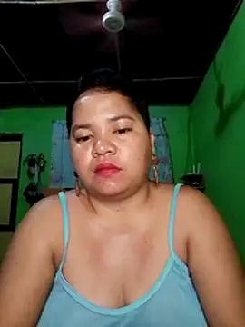 hotpussyxxx33x online show from May 1, 2026, 7:30 pm