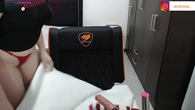 xxbbtaa online show from October 15, 2025, 2:32 am