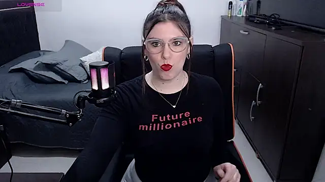 xxbbtaa online show from June 3, 2026, 9:08 pm