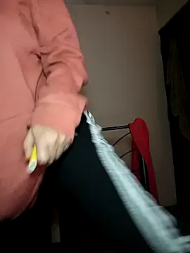 Snapshot of EmmaMelissa0521 chatting on March 6, 2025, 5:24 am EmmaMelissa0521 online show from March 6, 2025, 5:24 am