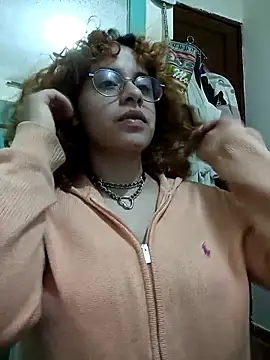 Snapshot of EmmaMelissa0521 chatting on September 28, 2025, 1:12 am EmmaMelissa0521 online show from September 28, 2025, 1:12 am