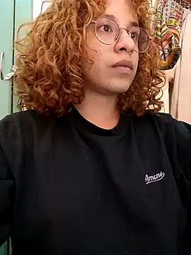 Snapshot of EmmaMelissa0521 chatting on October 8, 2025, 4:47 am EmmaMelissa0521 online show from October 8, 2025, 4:47 am