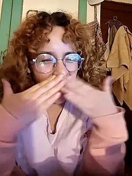 Snapshot of EmmaMelissa0521 chatting on September 12, 2025, 4:23 am EmmaMelissa0521 online show from September 12, 2025, 4:23 am