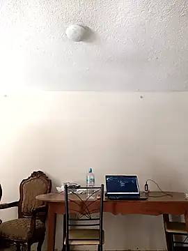 Snapshot of EmmaMelissa0521 chatting on March 20, 2025, 4:53 pm EmmaMelissa0521 online show from March 20, 2025, 4:53 pm