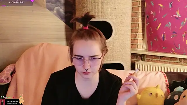 GamerGirl Eve online show from December 4, 2025, 6:18 pm