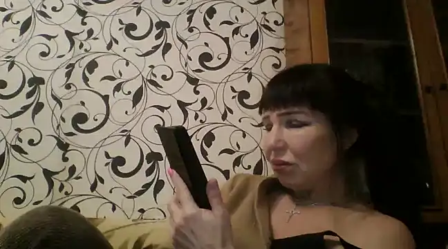 Snapshot of JeaneDavis chatting on March 22, 2025, 7:42 pm JeaneDavis online show from March 22, 2025, 7:42 pm