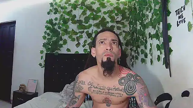 caribbeanlover1 online show from December 4, 2025, 12:59 pm