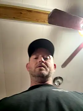 smokeymt420 online show from November 24, 2025, 4:56 am