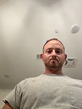 Snapshot of smokeymt420 chatting on October 1, 2025, 5:01 am smokeymt420 online show from October 1, 2025, 5:01 am