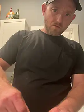 smokeymt420 online show from June 1, 2026, 5:07 am