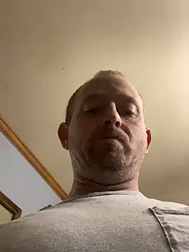 Snapshot of smokeymt420 chatting on January 12, 2025, 12:23 pm smokeymt420 online show from January 12, 2025, 12:23 pm