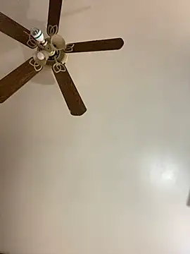 Snapshot of smokeymt420 chatting on March 9, 2025, 5:28 pm smokeymt420 online show from March 9, 2025, 5:28 pm